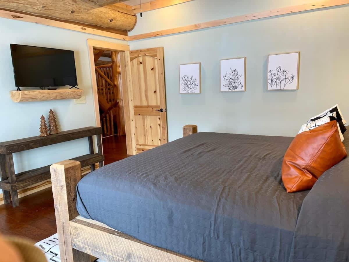 Stunning Log Cabin Getaway At The Hannu Haus Ironwood Εξωτερικό φωτογραφία