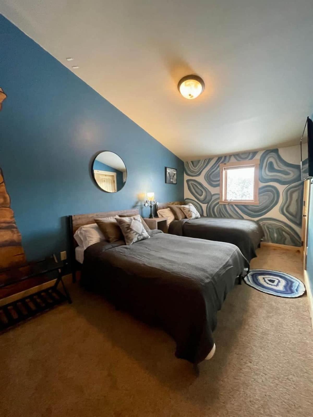 Stunning Log Cabin Getaway At The Hannu Haus Ironwood Εξωτερικό φωτογραφία
