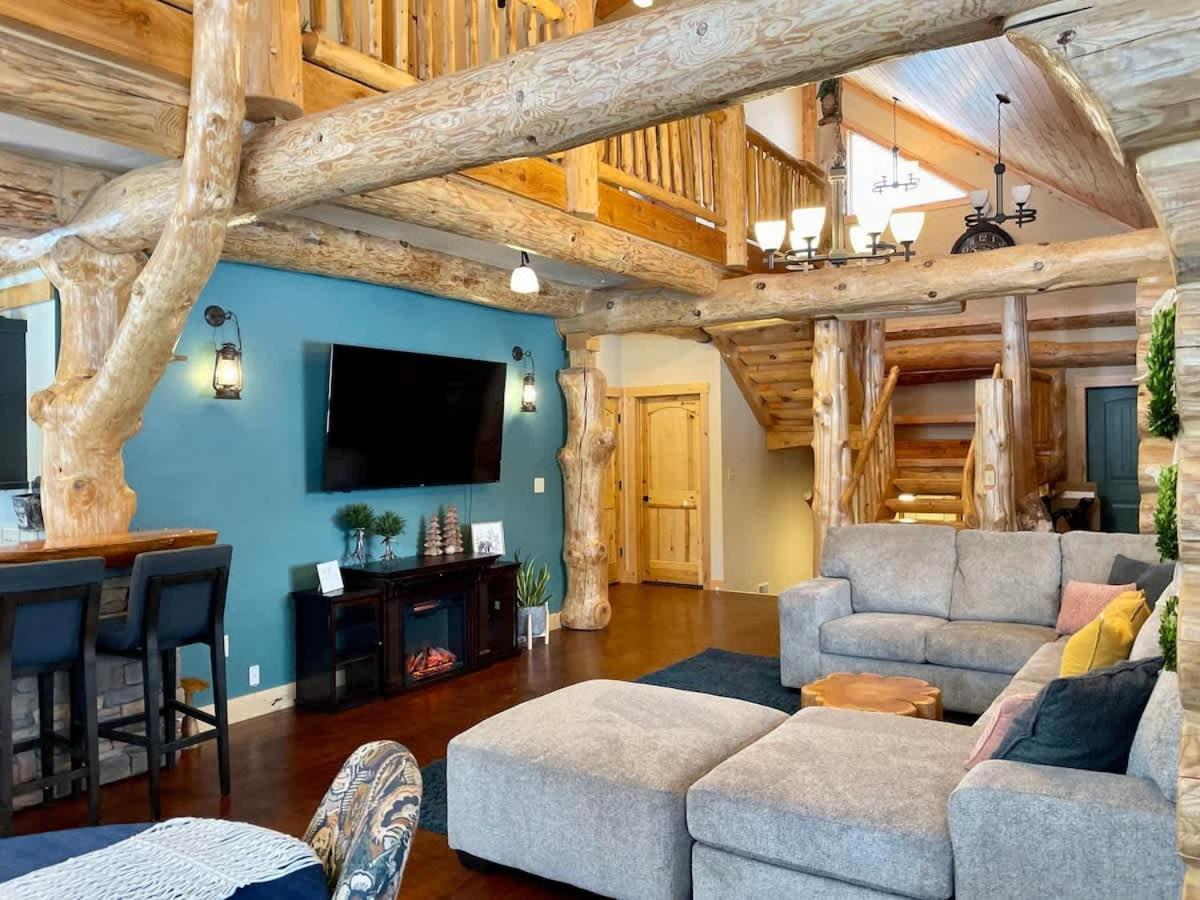 Stunning Log Cabin Getaway At The Hannu Haus Ironwood Εξωτερικό φωτογραφία