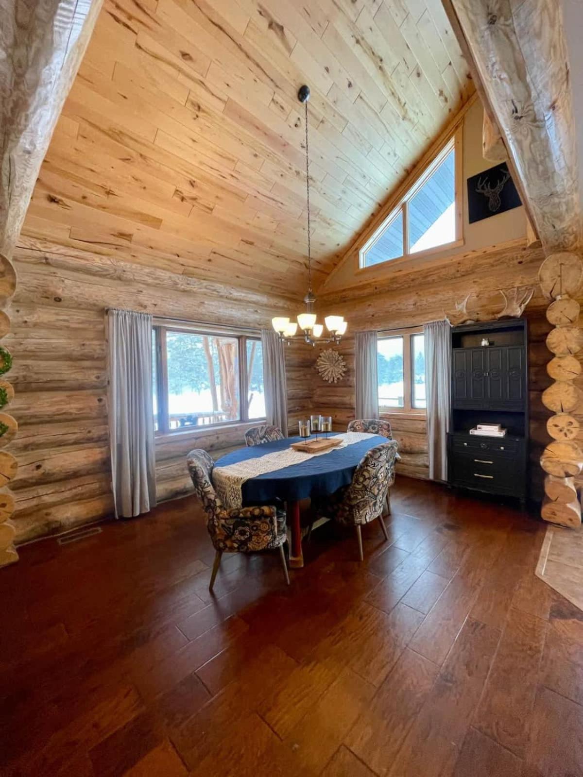 Stunning Log Cabin Getaway At The Hannu Haus Ironwood Εξωτερικό φωτογραφία